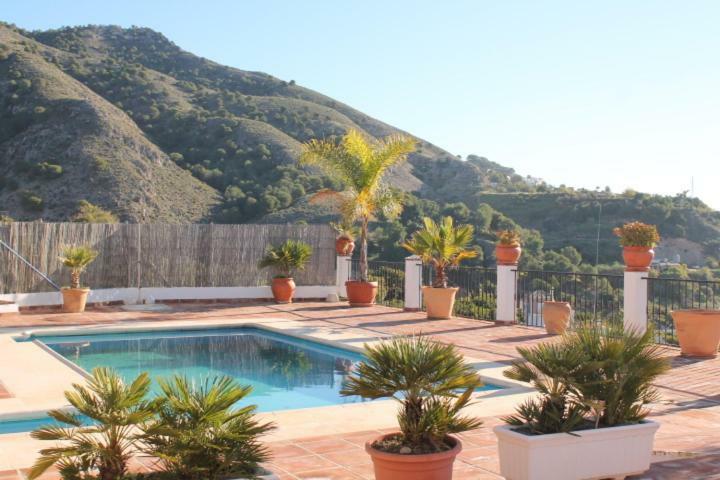 Villa El Nido Nerja Exterior photo